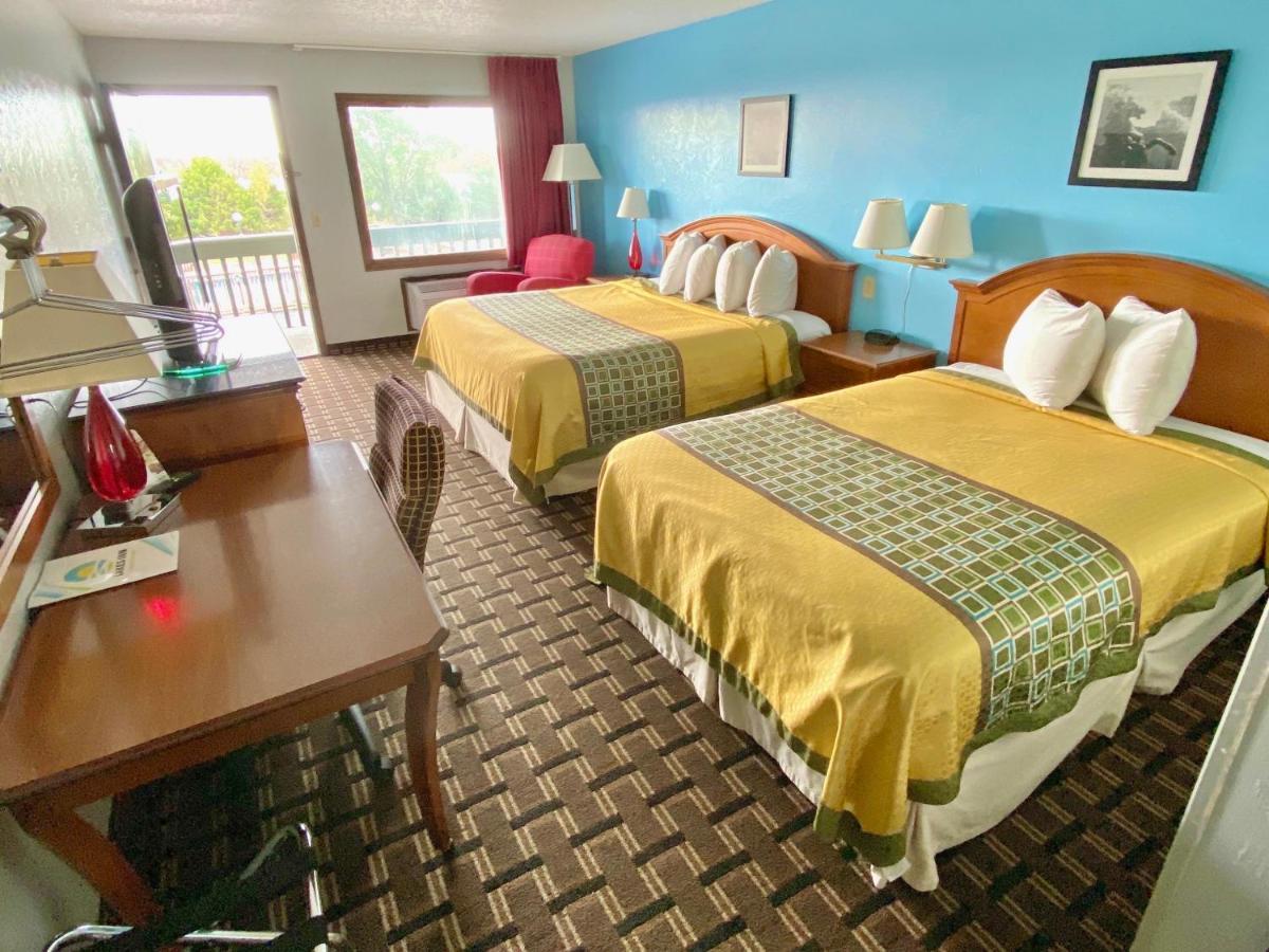 Lakes Inn Уорсо Экстерьер фото